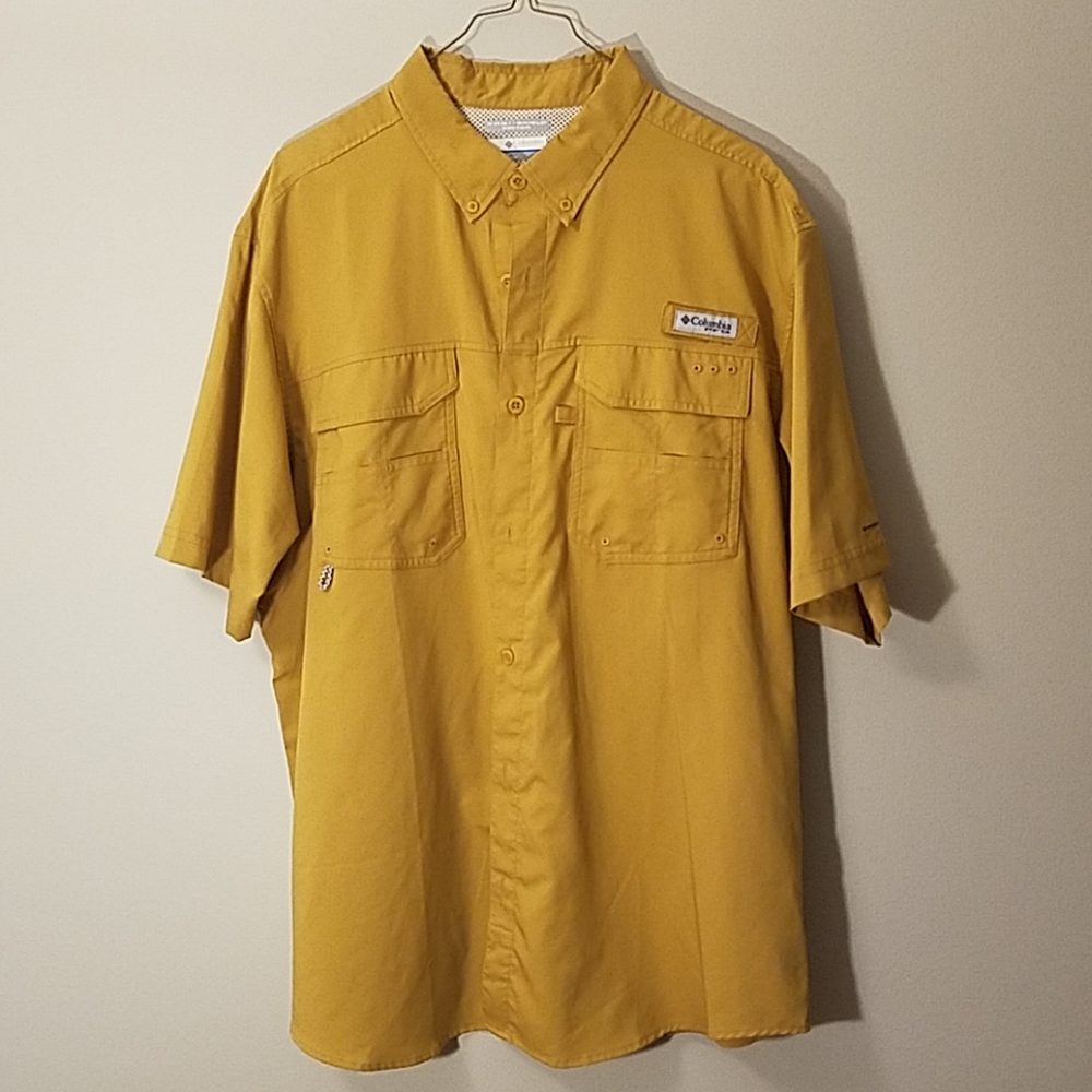 Columbia short sleeve sport shirt